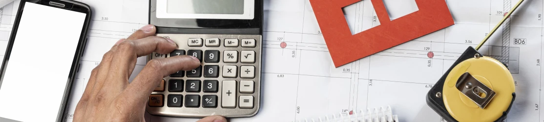 Банки снижают ставки по ипотеке и охлаждают цены на жильё